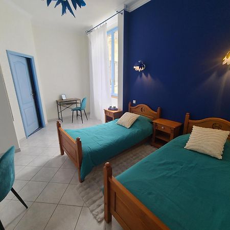 Les Dependances Du Chateau Noailles  Exterior foto